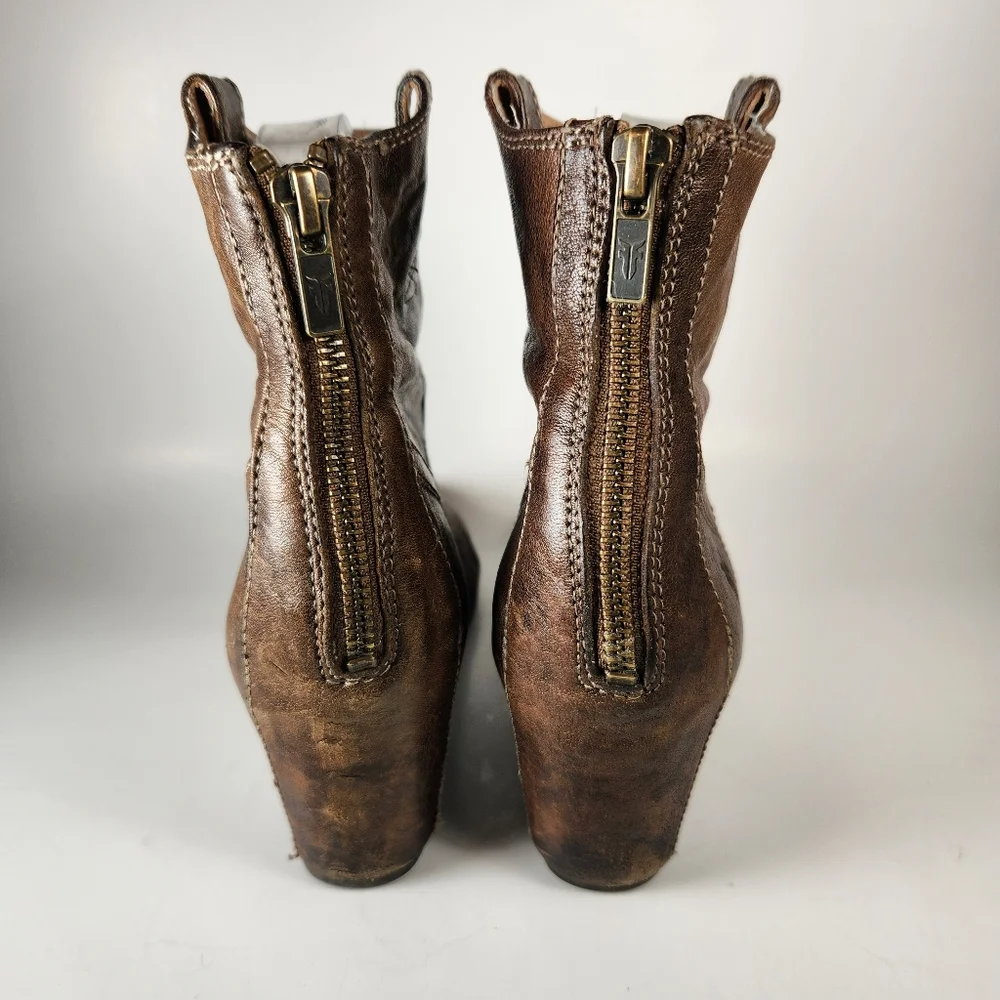 FRYE Women's Carson Wedge Bootie Size 7 Dark Taupe Leather Back Zipper Boho - Picture 12 of 13